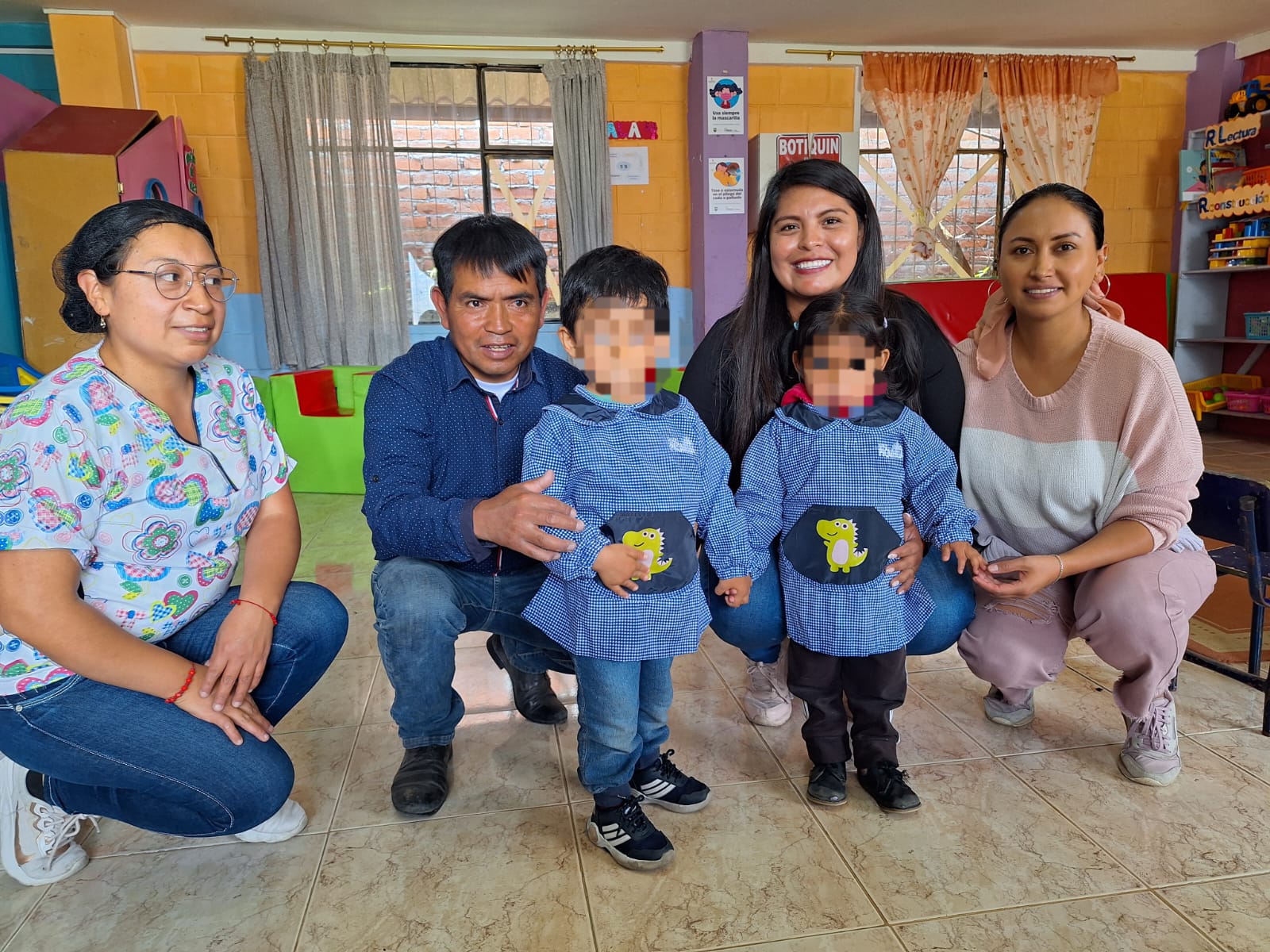   ENTREGA MATERIALES DE ASEO Y PRENDAS DE PROTECCIÓN A LOS CENTROS DE DESARROLLO INFANTIL